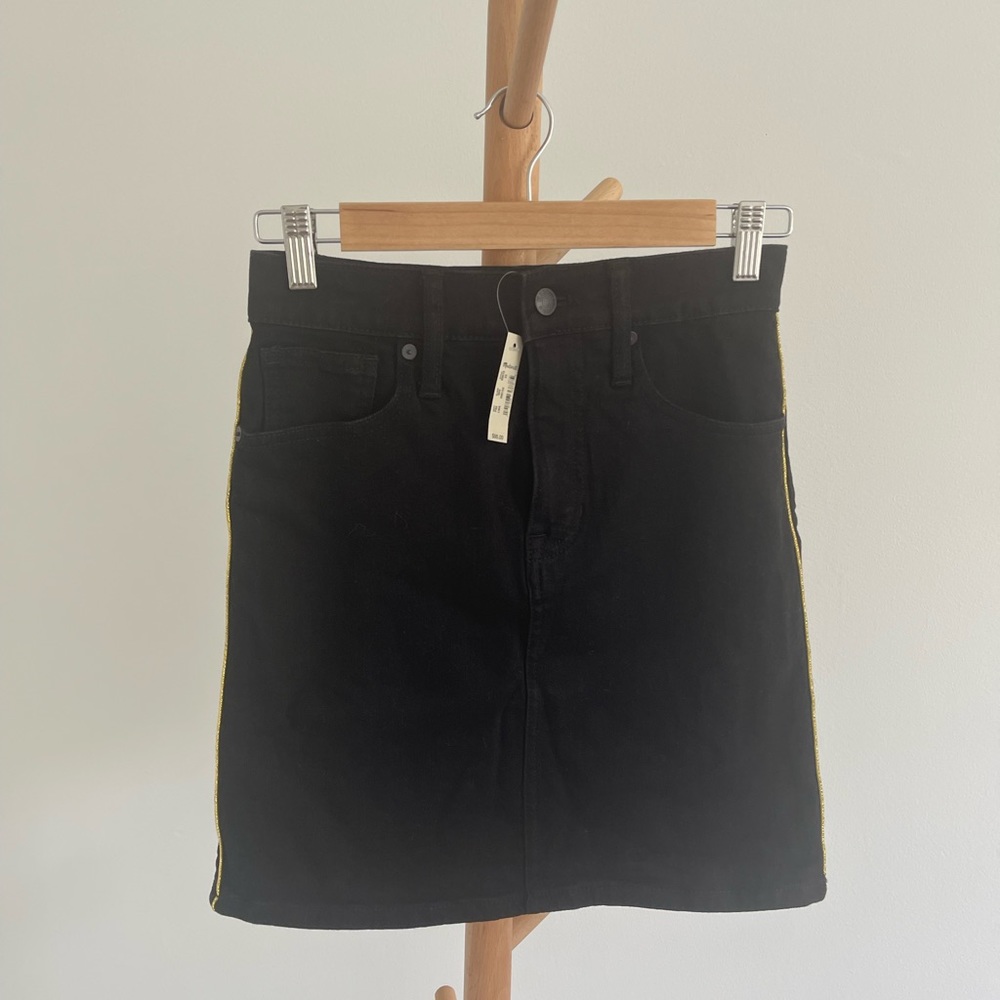NWT Size 23 Madewell Black Mini Skirt with Gold stripe on sides